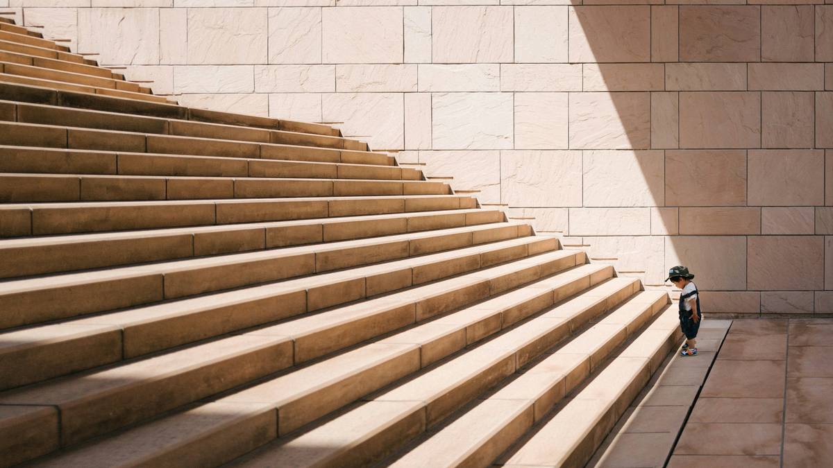 Comparing electronic funds withdrawal efw speeds vs traditional methods